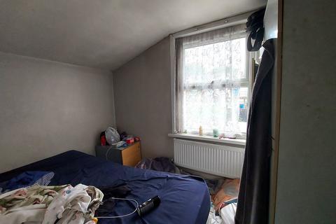 3 bedroom house for sale, East Ham, London, E6
