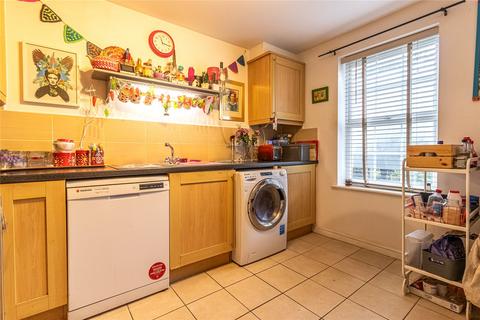 3 bedroom semi-detached house for sale, Milbury Walk, Swindon SN25