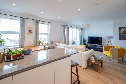 2 bedroom apartment for sale, Montpelier Apartments, Norfolk Terrace, Brighton