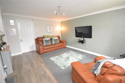 3 bedroom detached house for sale, Fulmar Court, Leeds, West Yorkshire