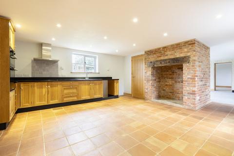 4 bedroom detached house for sale, The Street, Halesworth IP19