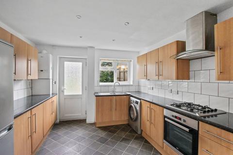 8 Warwick Road, Stevenage, SG2 0QU