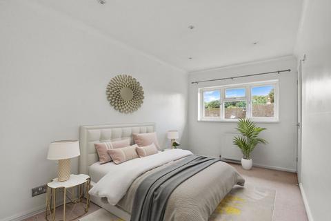 8 Warwick Road, Stevenage, SG2 0QU