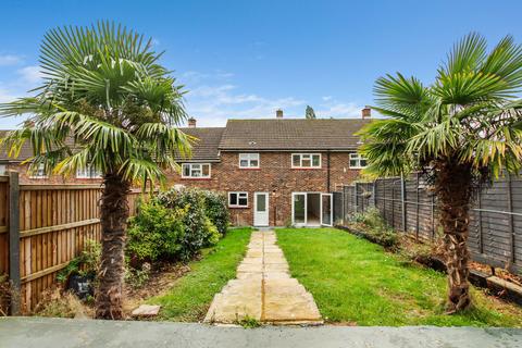 8 Warwick Road, Stevenage, SG2 0QU