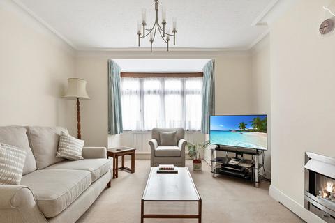 7 Croft Gardens, London, W7 2JQ