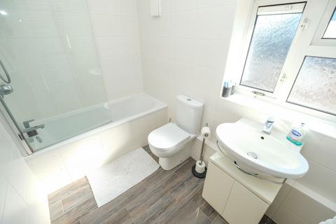 146 Leesons Hill, Orpington, BR5 2NH