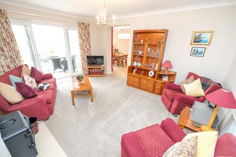 Halcyon Lodge Chelsfield Lane, Orpington, BR6 7RS