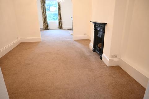 2 bedroom apartment to rent, Otley Road, Leeds LS20