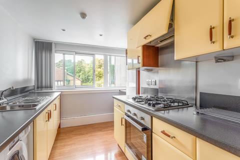 3 bedroom flat for sale, London Road, Preston, Brighton, BN1