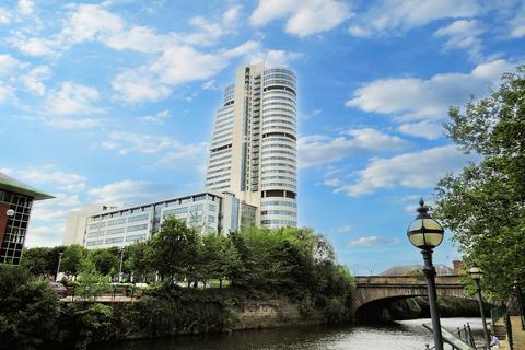 Parking to rent, Bridgewater Place, Water Lane