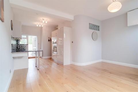 3 bedroom flat for sale, Vancouver Road, Forest Hill, SE23