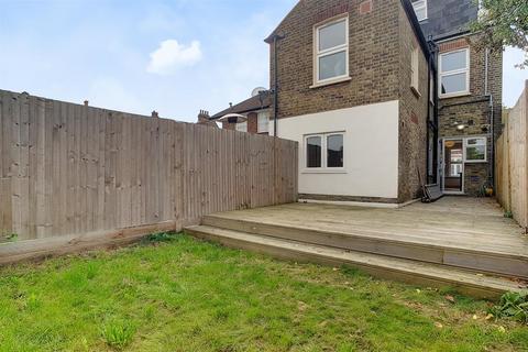 3 bedroom flat for sale, Vancouver Road, Forest Hill, SE23