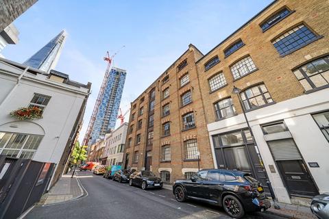 undefined, Weston Street, London Bridge