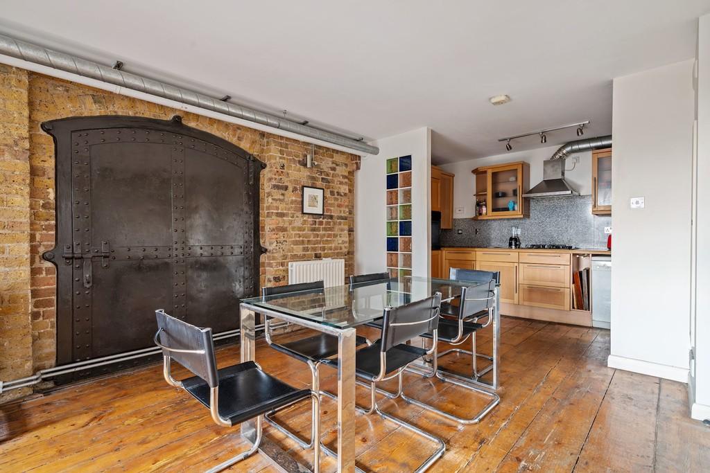 04-4f6a80864 - NS - GWL - 14a Grainstore - 10-medi