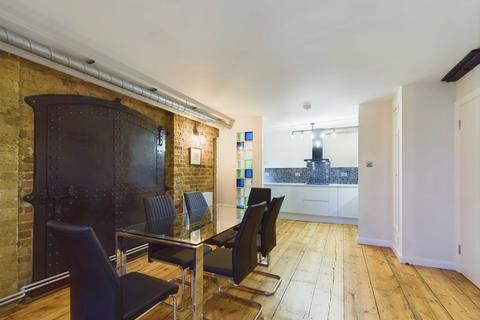 2 bedroom apartment to rent, Weston Street, London Bridge