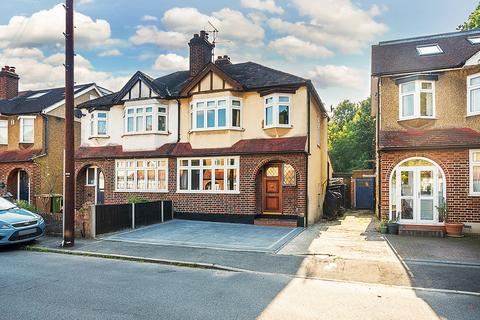 64 Birchwood Avenue, Wallington, SM6 7EN