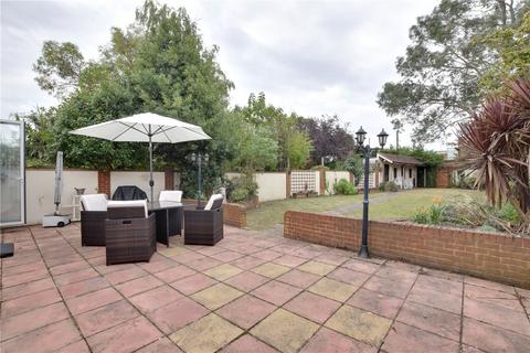 28 Dobell Road, London, SE9 1HE