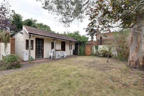 28 Dobell Road, London, SE9 1HE