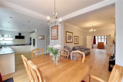 28 Dobell Road, London, SE9 1HE