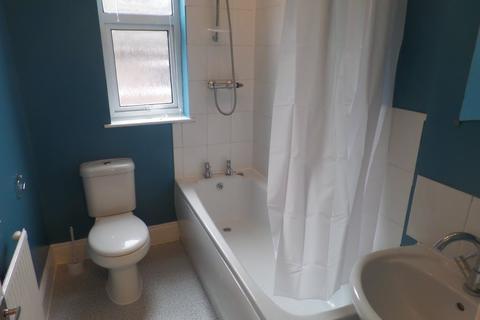 Flat 5, 36 Lansdowne Road, Bedford, MK40 2BU