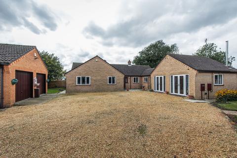 5 bedroom detached bungalow for sale, London Road, Long Sutton