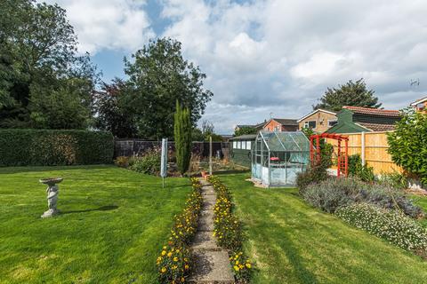 5 bedroom detached bungalow for sale, London Road, Long Sutton