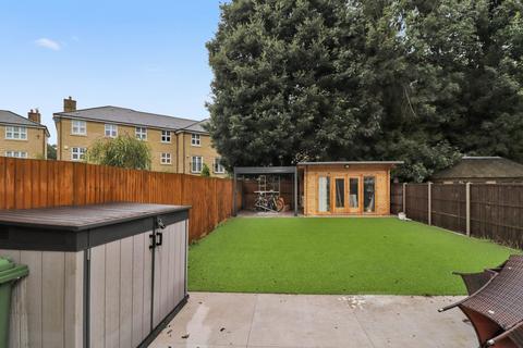 6 bedroom semi-detached house for sale, Shirley Road, Hertfordshire WD17