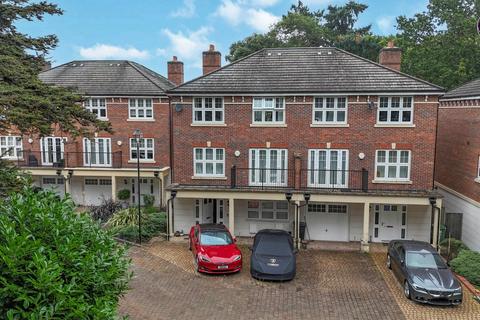 6 bedroom semi-detached house for sale, Shirley Road, Hertfordshire WD17