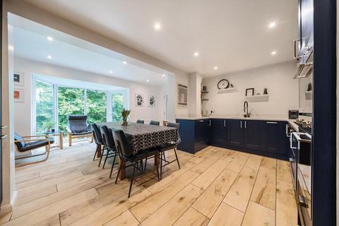 4 bedroom detached house for sale, Newbury,  Berkshire,  RG14