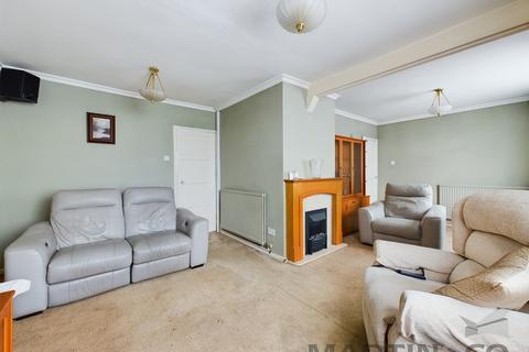 4 bedroom semi-detached house for sale, St Leonards Crescent, Sandridge, St Albans