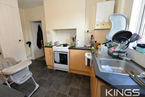 3 bedroom flat to rent, Landguard Road, Southampton