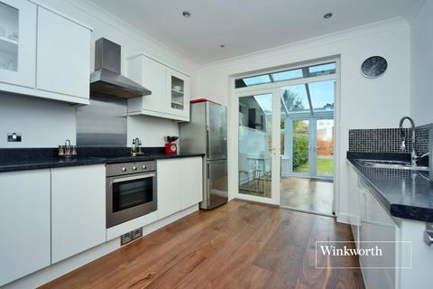 3 bedroom end of terrace house for sale, Sandringham Road, Worcester Park, KT4