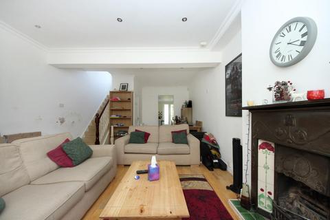 3 bedroom terraced house for sale, Princes Road, London