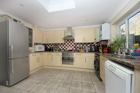 3 bedroom terraced house for sale, Princes Road, London