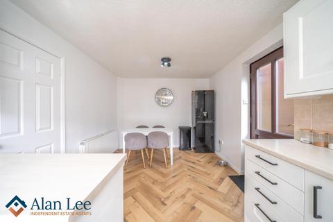 128 Abbey Road, Macclesfield, SK10 3PA