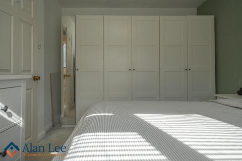 128 Abbey Road, Macclesfield, SK10 3PA