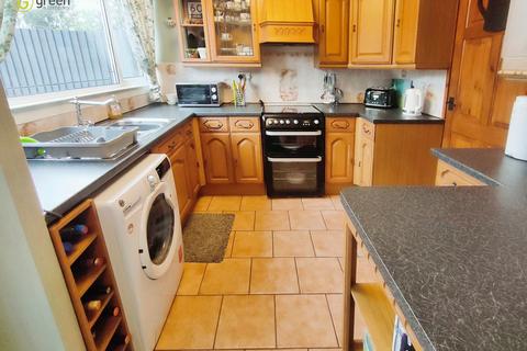 25 Oak Croft, Birmingham, B37 5AT