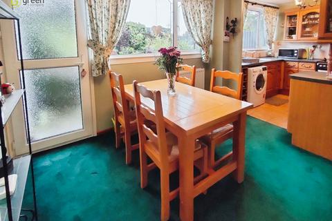 25 Oak Croft, Birmingham, B37 5AT