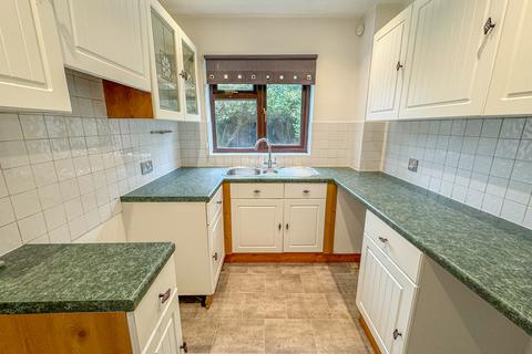 7 Allerton Close, Rochford, SS4 3AR