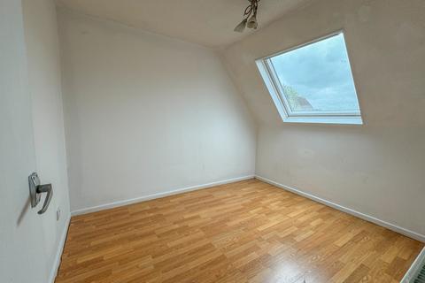 7 Allerton Close, Rochford, SS4 3AR