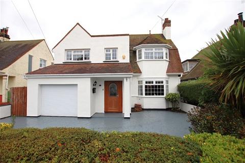 4 bedroom detached house for sale, Park Way, Clacton on Sea