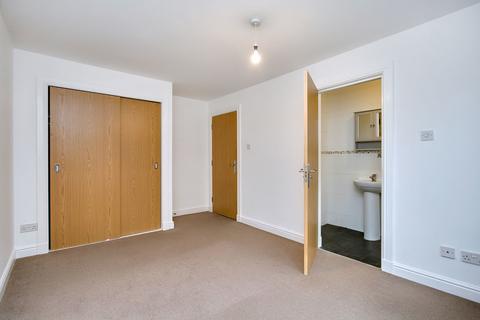 2 bedroom apartment for sale, Newlands Court, Bathgate