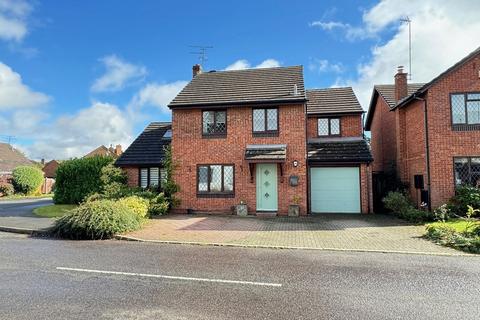 4 bedroom detached house for sale, Mountbatten Avenue, Kenilworth