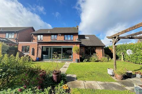 4 bedroom detached house for sale, Mountbatten Avenue, Kenilworth