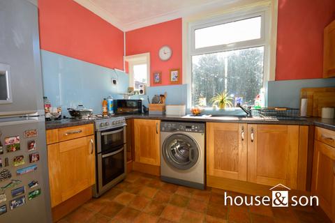 4 bedroom chalet for sale, Mcwilliam Road, Bournemouth