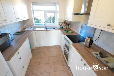 2 bedroom apartment for sale, Elizabeth Court, Grove Road, East Cliff, Bournemouth, BH1