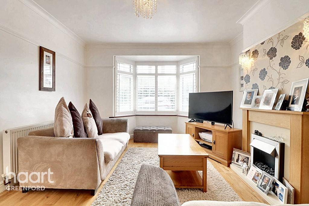 Windmill Lane, Greenford 3 bed semidetached house for sale £535,000