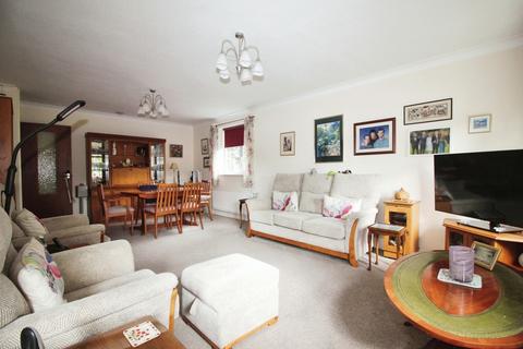 2 bedroom apartment for sale, Albemarle Road, Beckenham