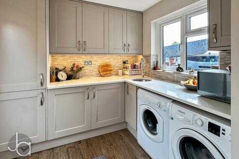 5 Arbour Way, Colchester, CO4 9BD