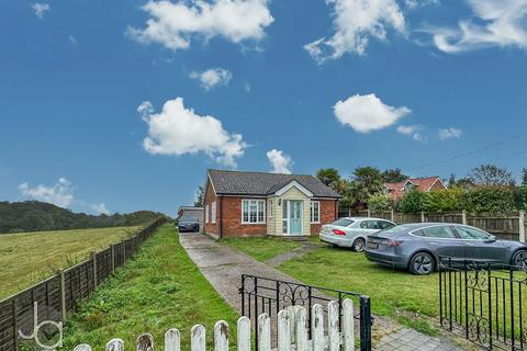 2 bedroom detached bungalow for sale, Fountain Lane, Heckfordbridge, Colchester